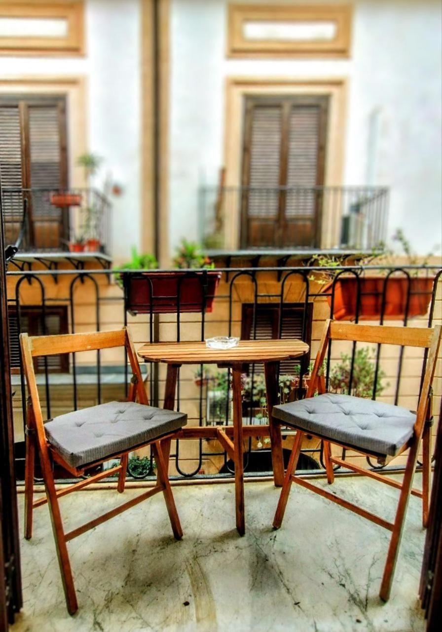 Domus Vetriera Apartment Palermo Exterior photo